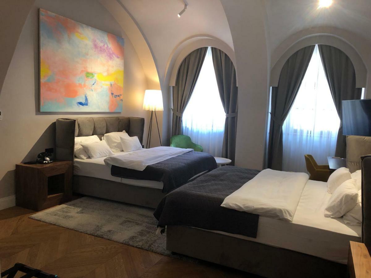 Boutique Hotel Tvrda オシエク エクステリア 写真